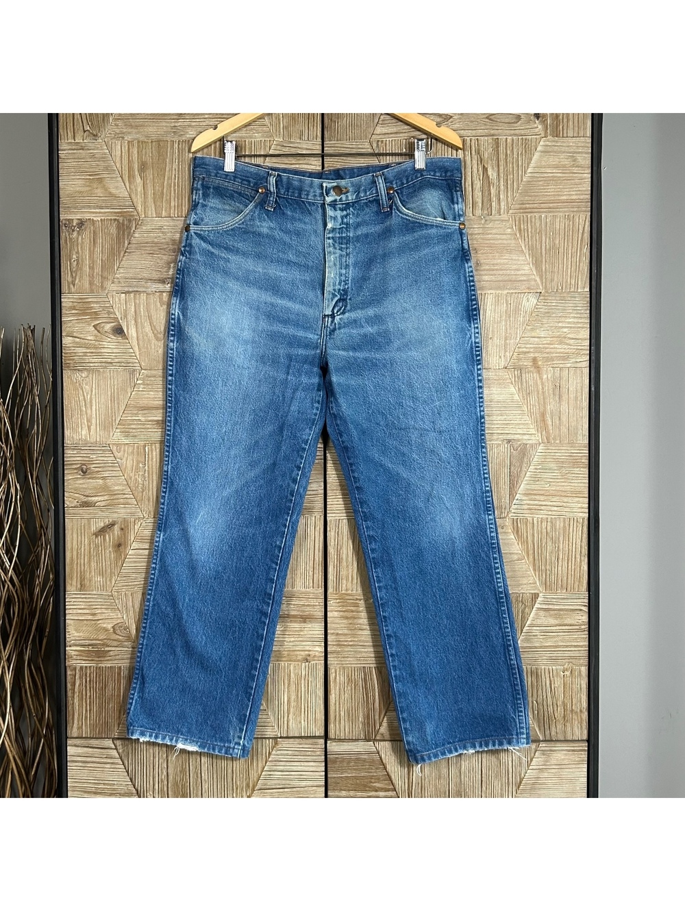 Wrangler Vintage 80's Mens Straight Leg Denim Blue Jeans Waist 36x26